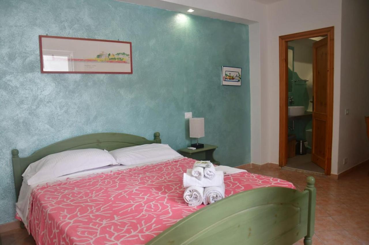 Il Capriccio Guesthouse Ponza Exterior foto